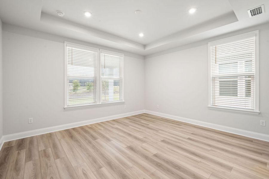 Spacious, unfurnished interior of a new home in Del Webb Savannah at Heartwood, Richmond Hill (Image 32). Spacious, unfurnished interior of a new home in Del Webb Savannah at Heartwood, Richmond Hill (Image 32).