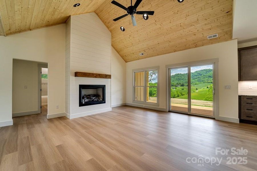 Spacious, unfurnished interior of a new home in , Clyde (Image 14).