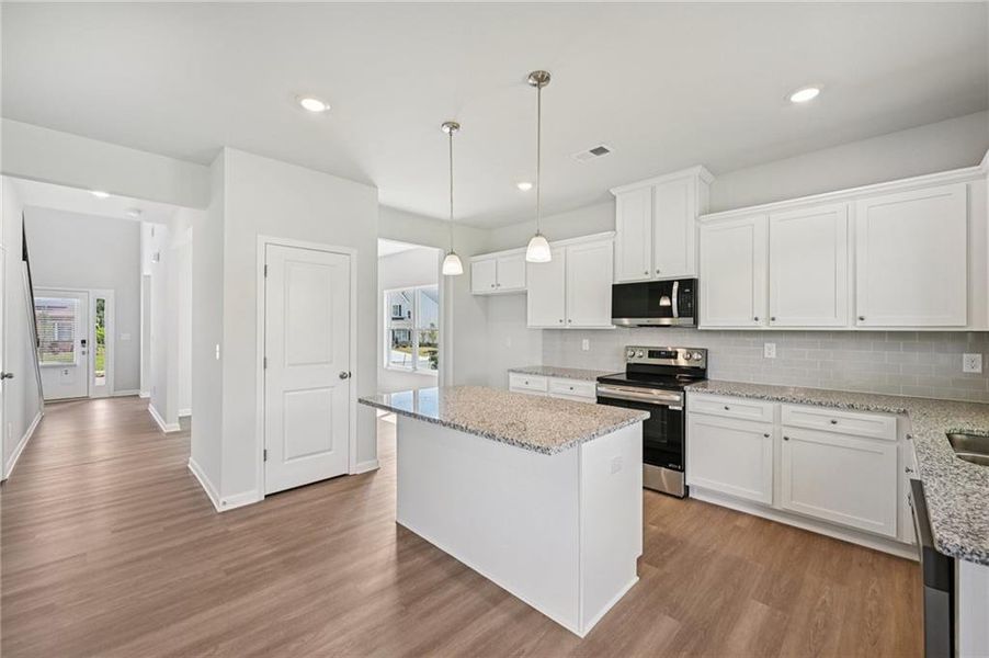 Furnished interior view inside a new home in Neely Farm, Covington (Image 10).