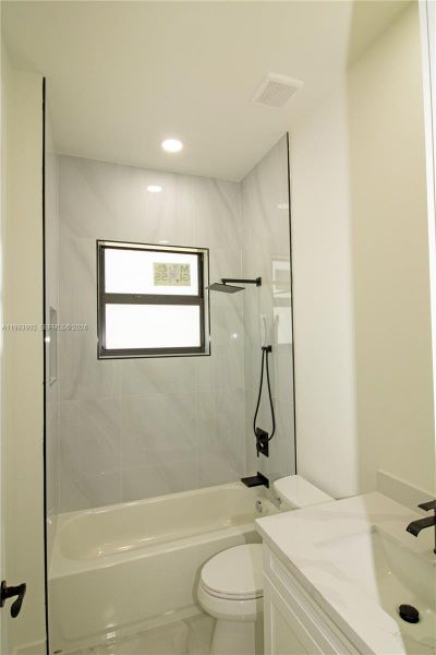 Furnished interior view inside a new home in , Lehigh Acres (Image 36).