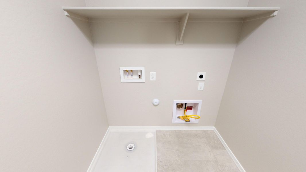 Representative furnished interior of a home built from the Lilac by DRB Homes in Saguaro Hills at Vistancia, Peoria (Image 15).