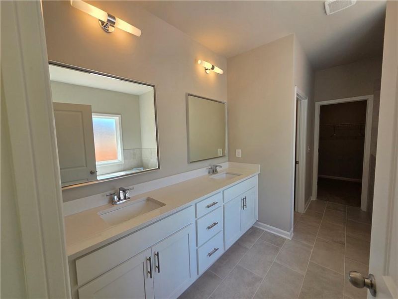 Furnished interior view inside a new home in , Bethlehem (Image 9).