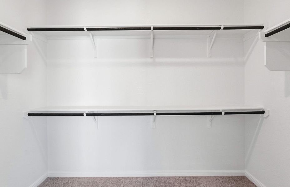 Spacious, unfurnished interior of a new home in Saddleback at Santa Rita Ranch, Liberty Hill (Image 56).