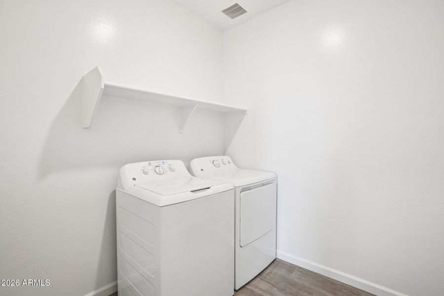 25-web-or-mls-W Pecan Wds-S1004-025