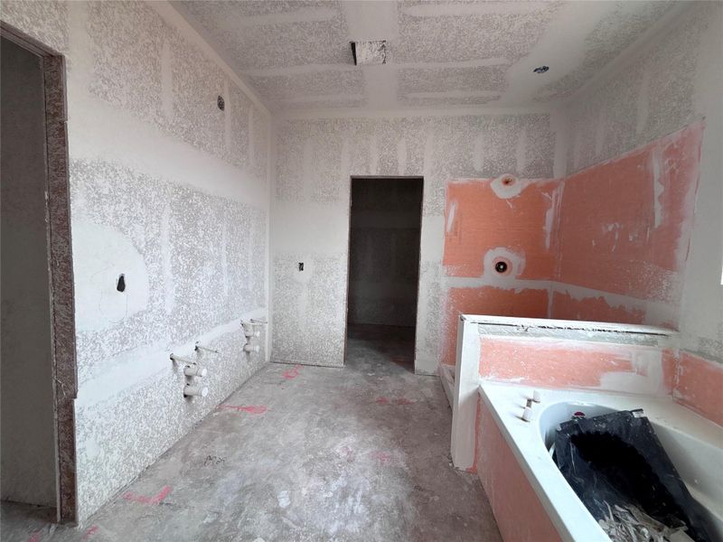 Image 26 of a home in The Colony 50s. Image 26 of a home in The Colony 50s.