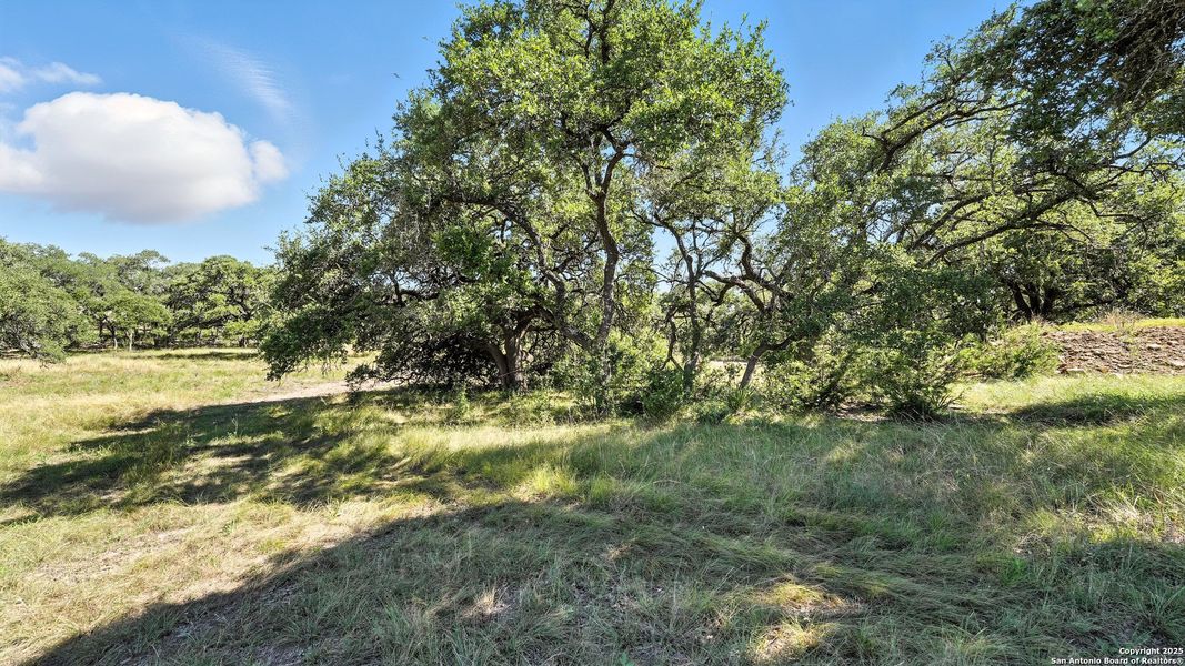 Image 21 of a home in .