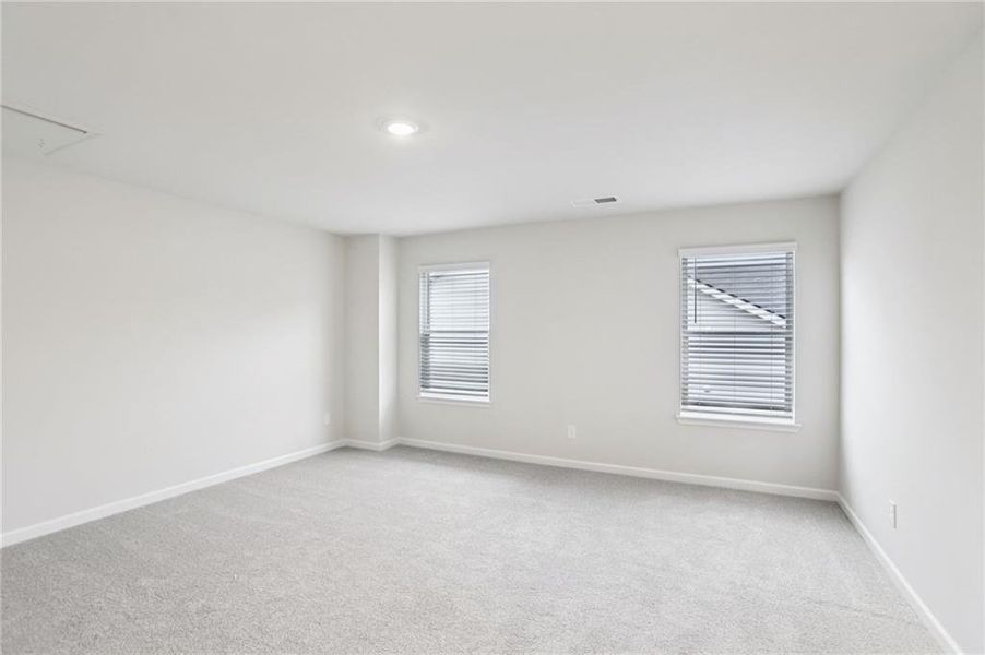 Spacious, unfurnished interior of a new home in Westmont Preserve, Powder Springs (Image 60).