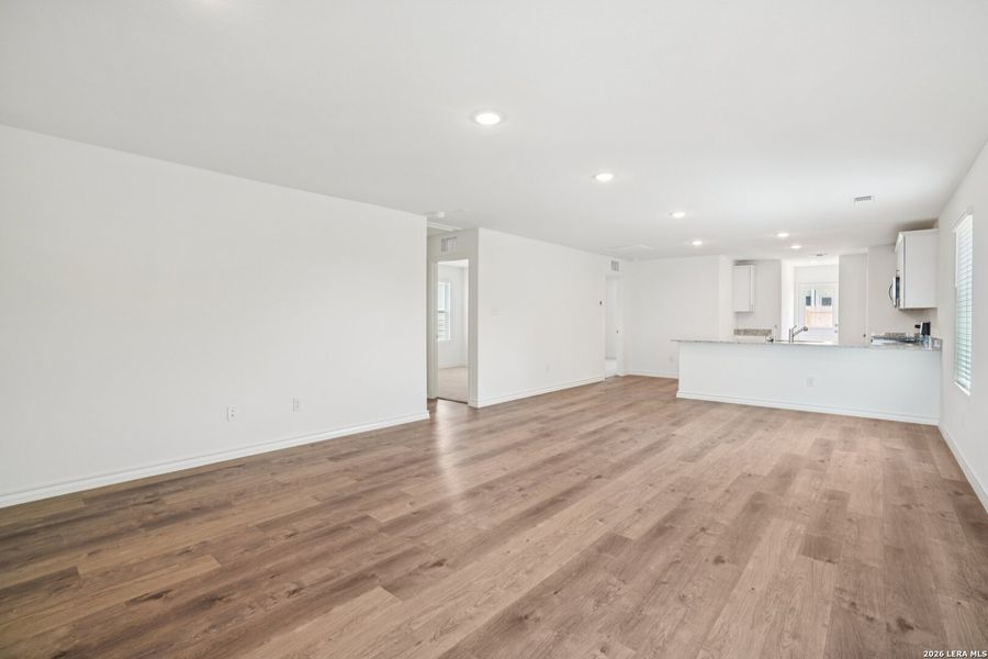 Spacious, unfurnished interior of a new home in , New Braunfels (Image 20). Spacious, unfurnished interior of a new home in , New Braunfels (Image 20).