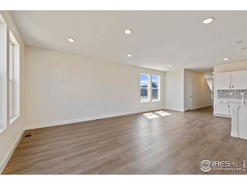 Spacious, unfurnished interior of a new home in Bloom, Fort Collins (Image 18).