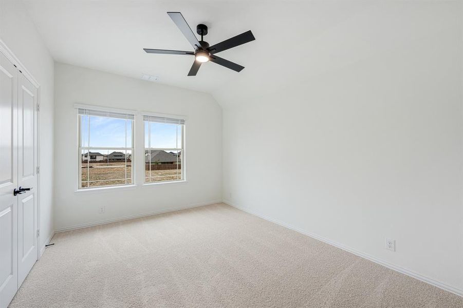 Spacious, unfurnished interior of a new home in Wildflower Ranch 60-65, Fort Worth (Image 32). Spacious, unfurnished interior of a new home in Wildflower Ranch 60-65, Fort Worth (Image 32).
