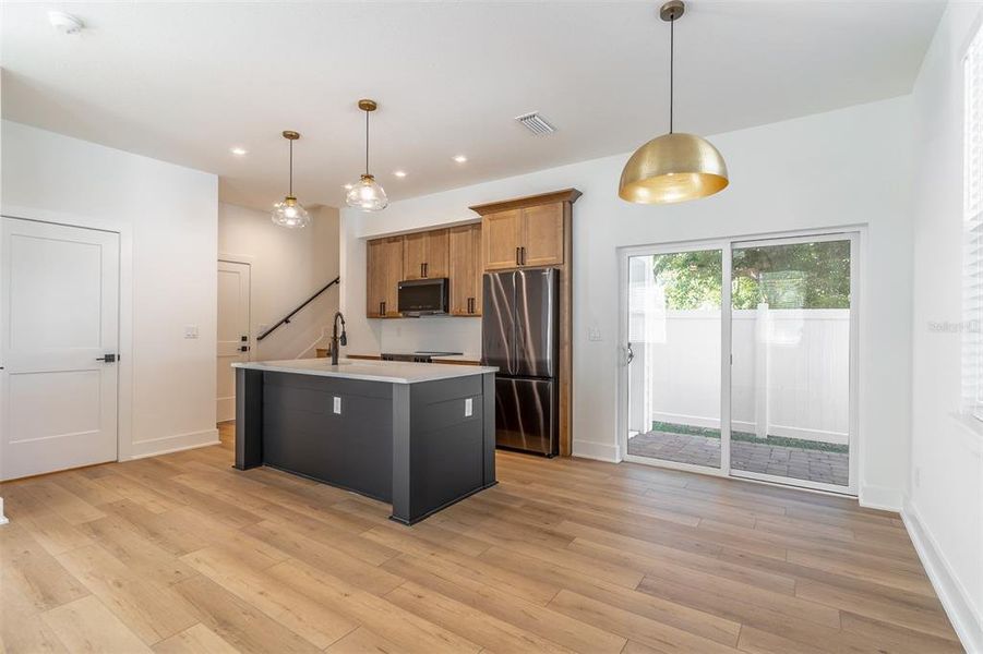 Furnished interior view inside a new home in , Orlando (Image 4).