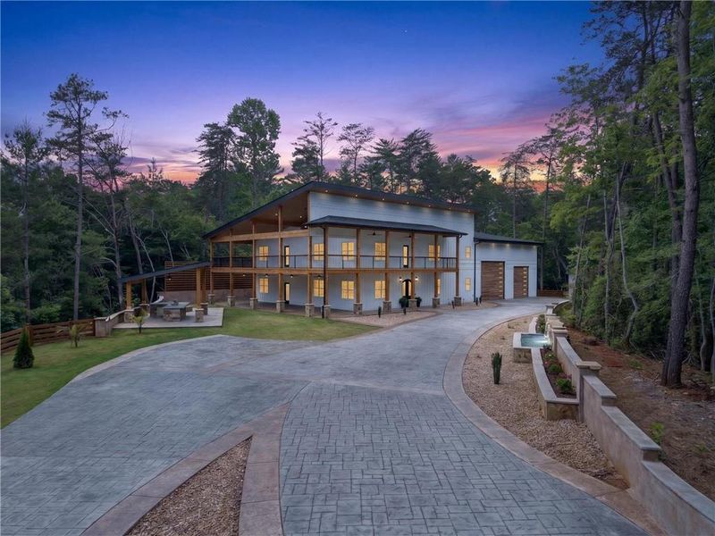 Community amenities in , Dahlonega (Image 68).