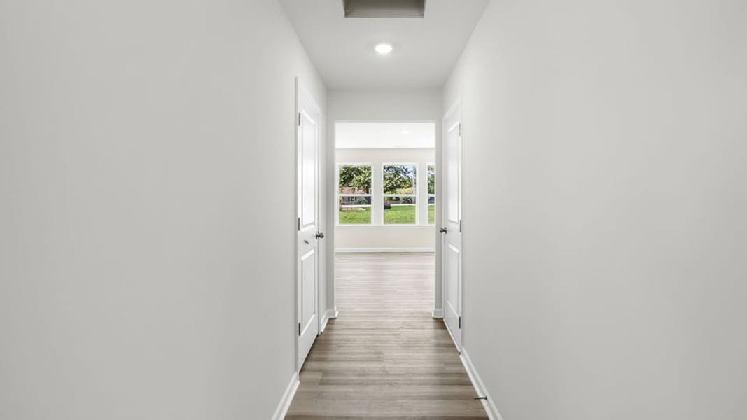 Spacious, unfurnished interior of a new home in Varner Station, Woodruff (Image 19).