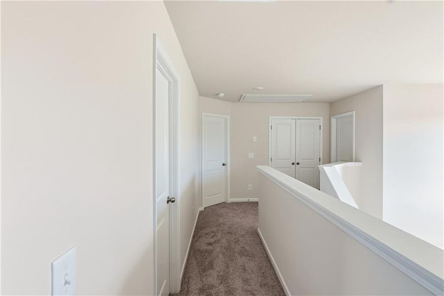 Spacious, unfurnished interior of a new home in Hampton Ridge, Jefferson (Image 20). Spacious, unfurnished interior of a new home in Hampton Ridge, Jefferson (Image 20).