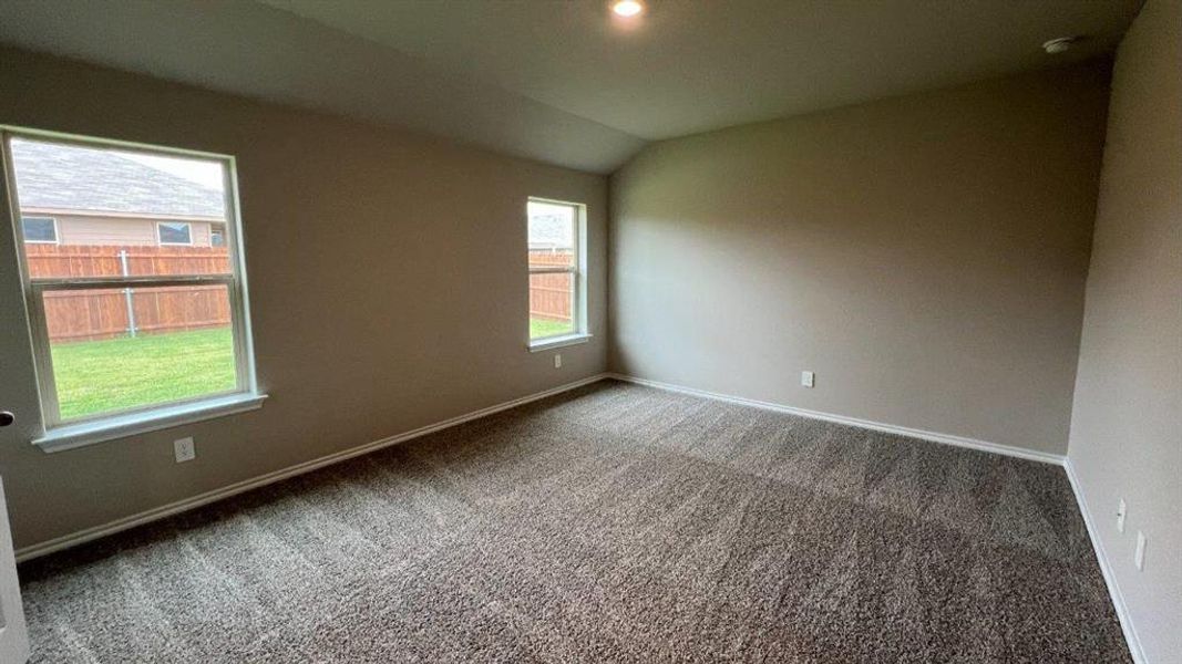 Spacious, unfurnished interior of a new home in Rosewood at Beltmill, Fort Worth (Image 10).