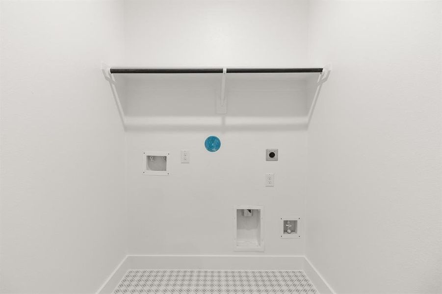 Ample storage for all your laundry essentials, from detergents to fabric softeners, everything has its perfect place.