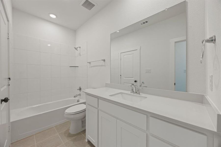 Furnished interior view inside a new home in Chatham Reserve, Providence Village (Image 9).