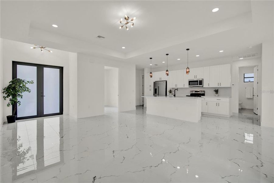 Spacious, unfurnished interior of a new home in , Port Charlotte (Image 21).