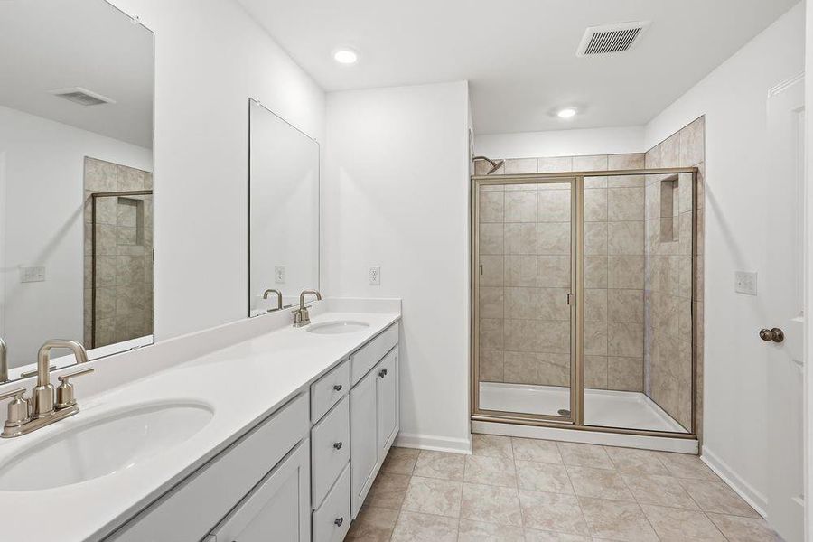 Furnished interior view inside a new home in Auburn Glen, Dacula (Image 8).
