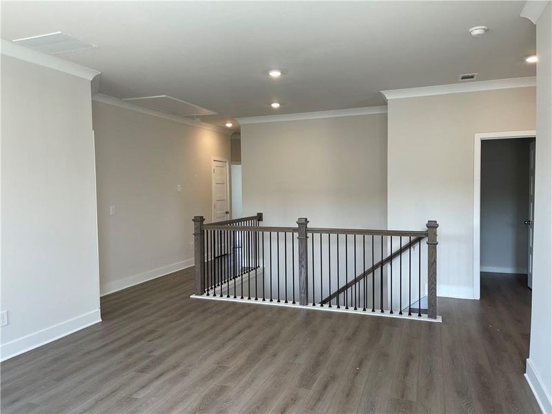 Spacious, unfurnished interior of a new home in Ponderosa Farms Estates, Gainesville (Image 15).