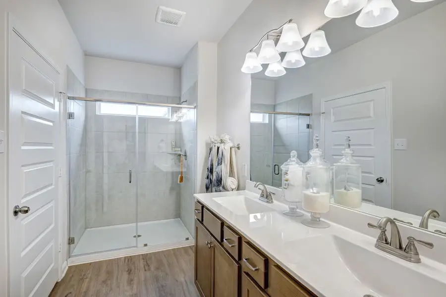 Owners Bath