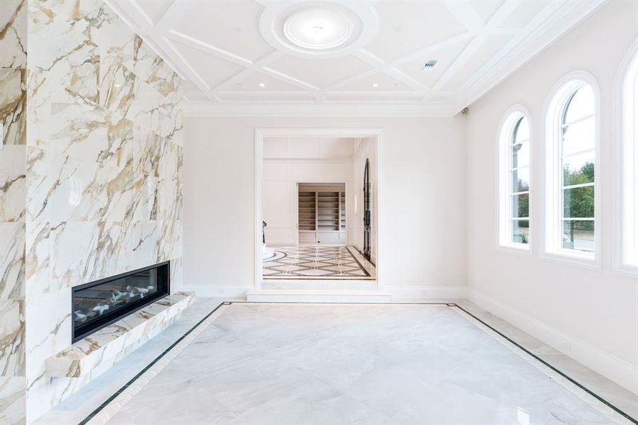 Spacious, unfurnished interior of a new home in , Allen (Image 17).