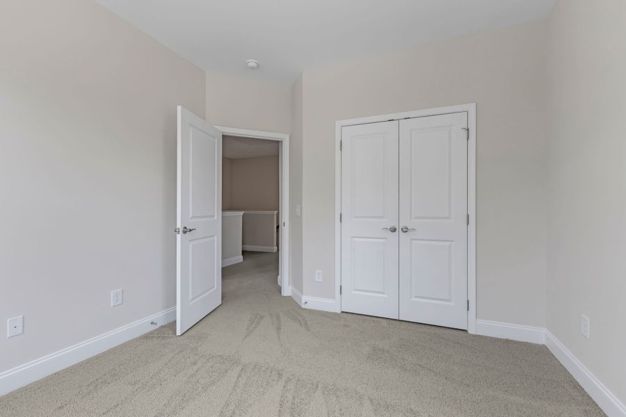 Spacious, unfurnished interior of a new home in Carothers Farms, Nolensville (Image 31).