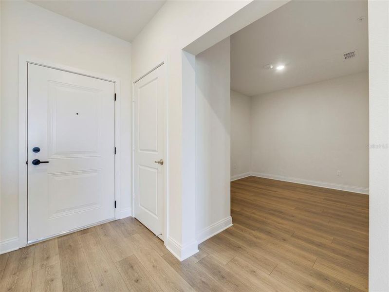 Spacious, unfurnished interior of a new home in Gatherings® of Lake Nona, Orlando (Image 13).