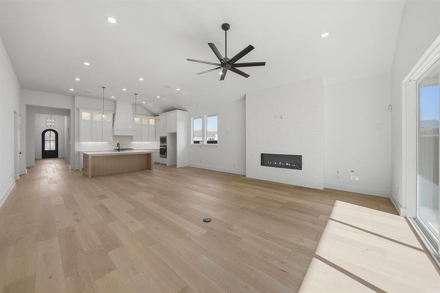 Spacious, unfurnished interior of a new home in Fields - 50' Lots, Frisco (Image 14).