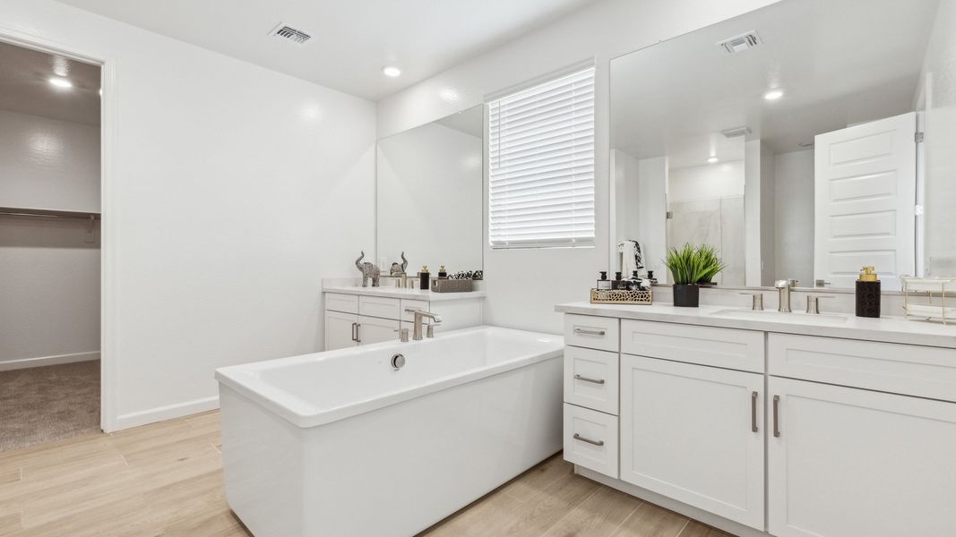 Representative furnished interior of a home built from the Miraval by D.R. Horton in The Ridge at Stone Butte, Phoenix (Image 38).