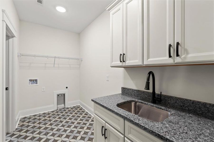 Furnished interior view inside a new home in , Carrollton (Image 12).