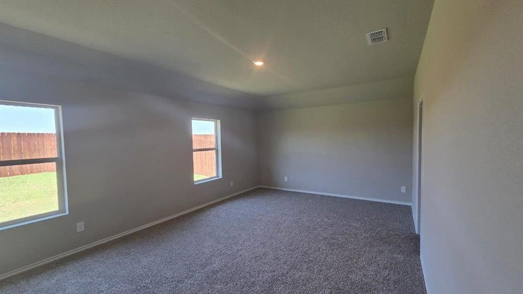 Spacious, unfurnished interior of a new home in Rosewood at Beltmill, Fort Worth (Image 13). Spacious, unfurnished interior of a new home in Rosewood at Beltmill, Fort Worth (Image 13).