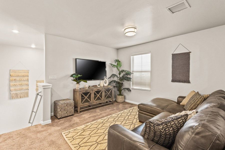 Representative furnished interior of a home built from the Timberon I by Hakes Brothers in Hillside Park, El Paso (Image 29).