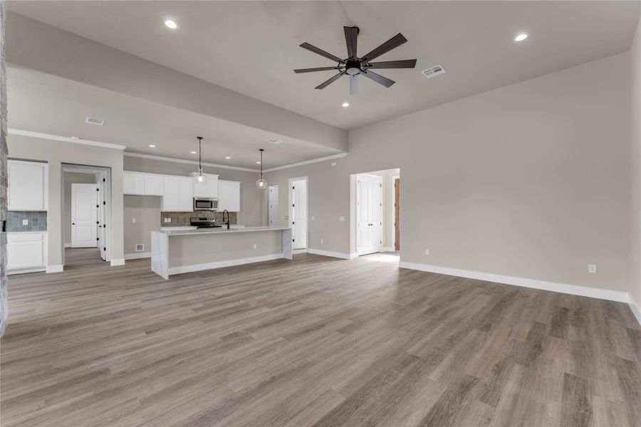 Spacious, unfurnished interior of a new home in , Burnet (Image 31). Spacious, unfurnished interior of a new home in , Burnet (Image 31).