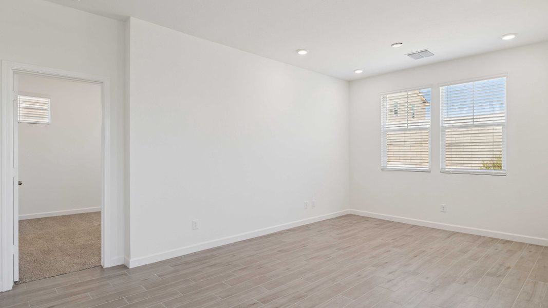 Spacious, unfurnished interior of a new home in Westpark, Buckeye (Image 21). Spacious, unfurnished interior of a new home in Westpark, Buckeye (Image 21).
