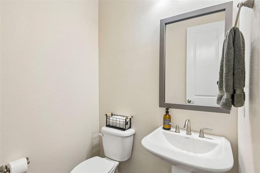 Furnished interior view inside a new home in , Odessa (Image 32).