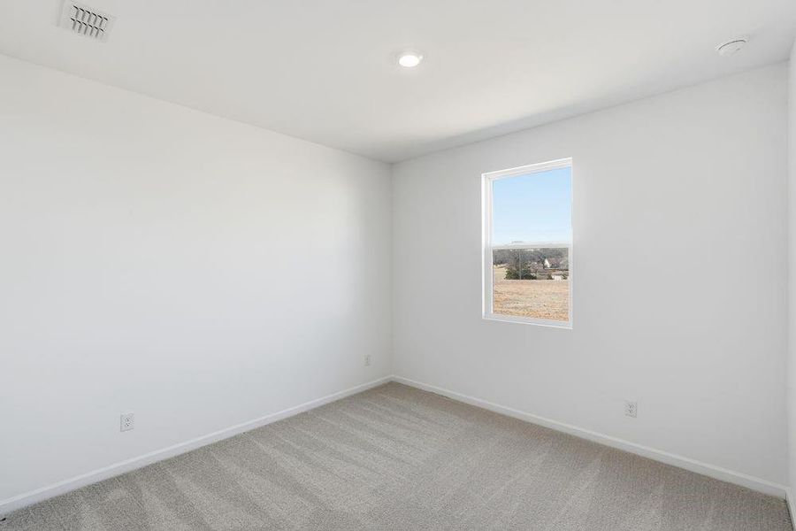 Spacious, unfurnished interior of a new home in Heritage River, Euharlee (Image 21).