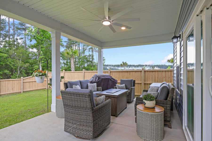 Exterior details and patio area of a home in , Summerville (Image 4).