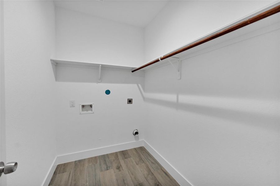 Spacious, unfurnished interior of a new home in , Montgomery (Image 13).