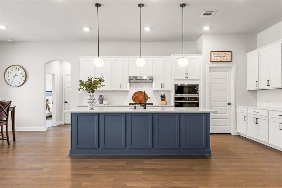 Furnished interior view inside a new home in Lovers Landing, Forney (Image 12). Furnished interior view inside a new home in Lovers Landing, Forney (Image 12).