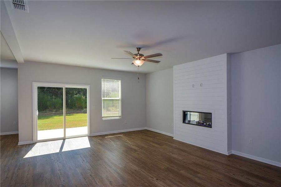Spacious, unfurnished interior of a new home in Graystone Village, Grayson (Image 37).