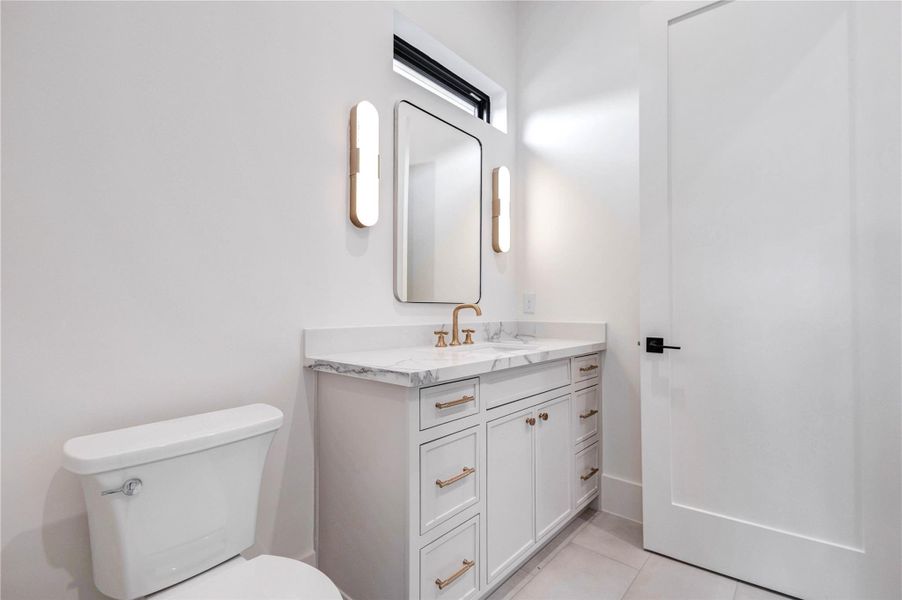 Furnished interior view inside a new home in , Houston (Image 8).