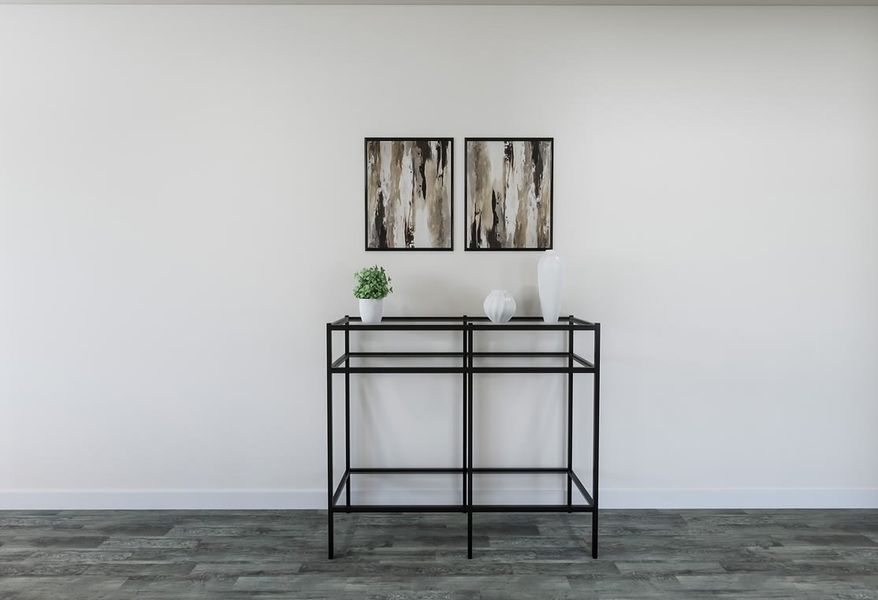 Representative furnished interior of a home built from the Ivy by Tri Pointe Homes in View at the Reserve, Mansfield (Image 11).