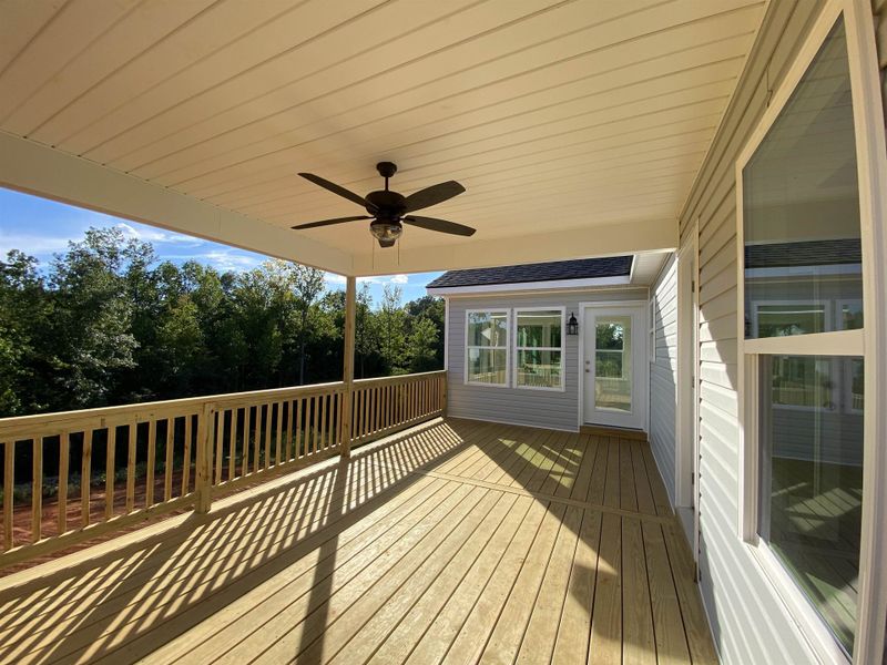 Exterior details and patio area of a home in Ballentine Ridge, Lyman (Image 20).