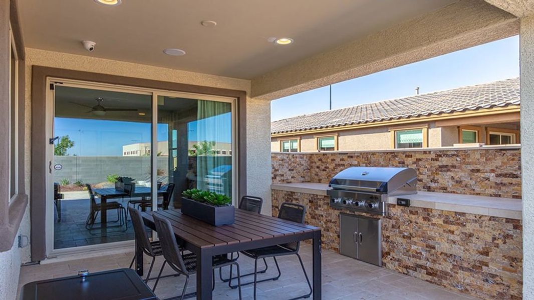 Representative furnished interior of a home built from the 40R1 by Taylor Morrison in Los Cielos at Rancho Mercado, Surprise (Image 31). Representative furnished interior of a home built from the 40R1 by Taylor Morrison in Los Cielos at Rancho Mercado, Surprise (Image 31).