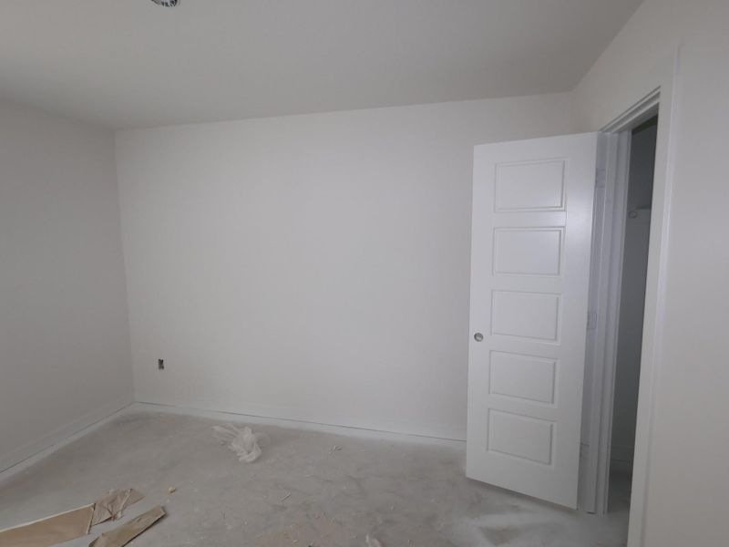 Spacious, unfurnished interior of a new home in Pinewood at Grand Texas, New Caney (Image 17).
