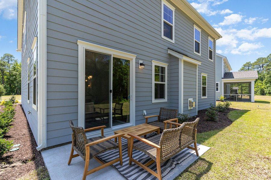 Representative exterior details of a home built from the HARBOR OAK by D.R. Horton in Ranch Haven, Murrells Inlet (Image 7).