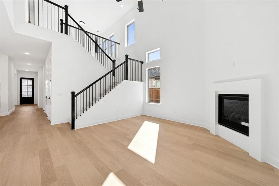 Spacious, unfurnished interior of a new home in Mantua Point Gardens, Van Alstyne (Image 33). Spacious, unfurnished interior of a new home in Mantua Point Gardens, Van Alstyne (Image 33).