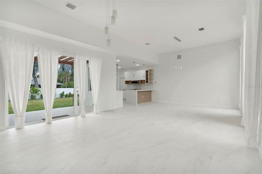 Image 40 of a home in .