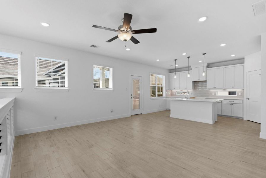 Spacious, unfurnished interior of a new home in Balmoral, Humble (Image 15). Spacious, unfurnished interior of a new home in Balmoral, Humble (Image 15).